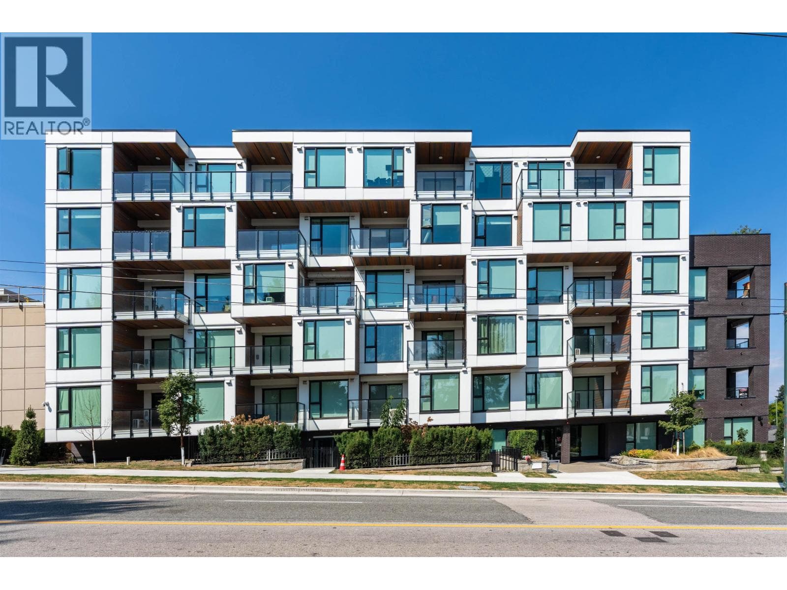 606 5399 Joyce Street, Vancouver: photo 1 of 27