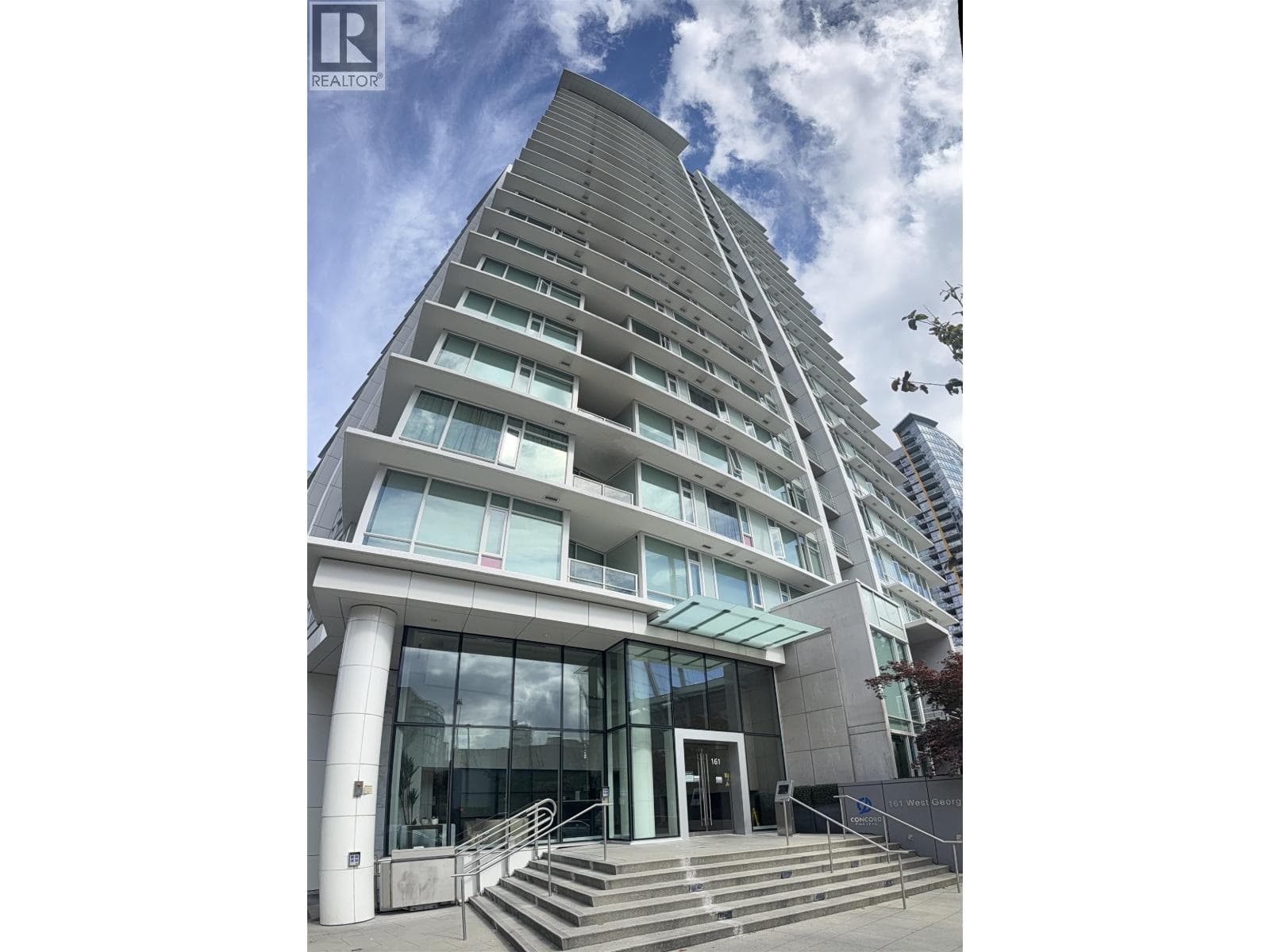 810 161 W Georgia Street, Vancouver: photo 1 of 28