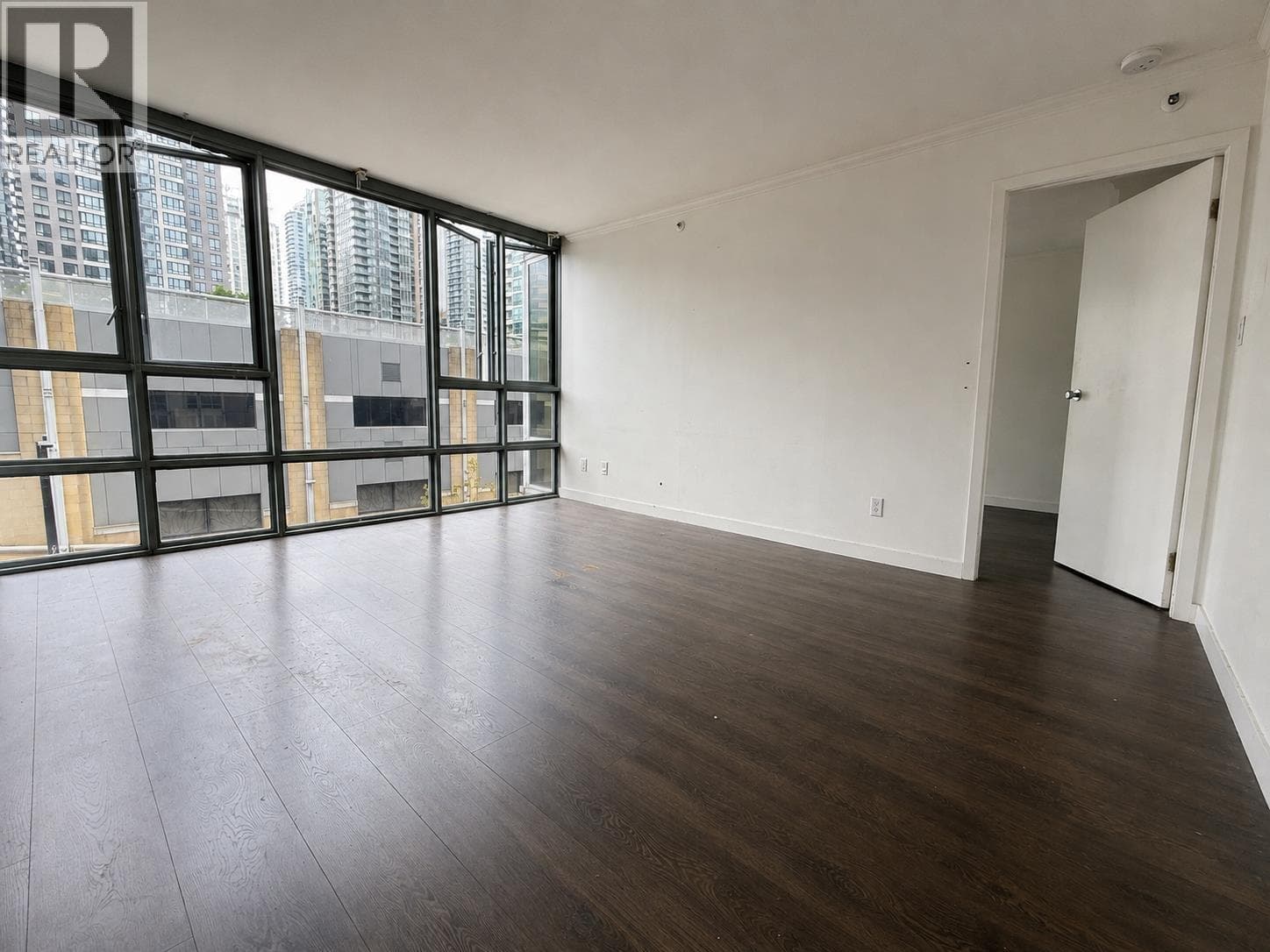 505 930 Cambie Street, Vancouver: photo 1 of 15