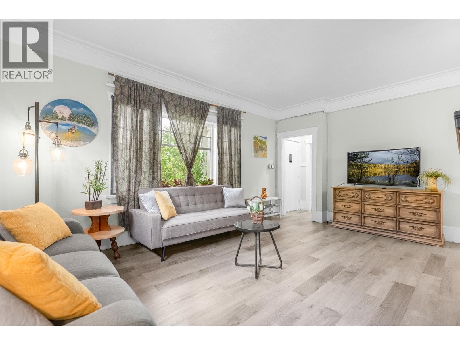3425 W 8th Avenue, Vancouver: photo 1 of 30