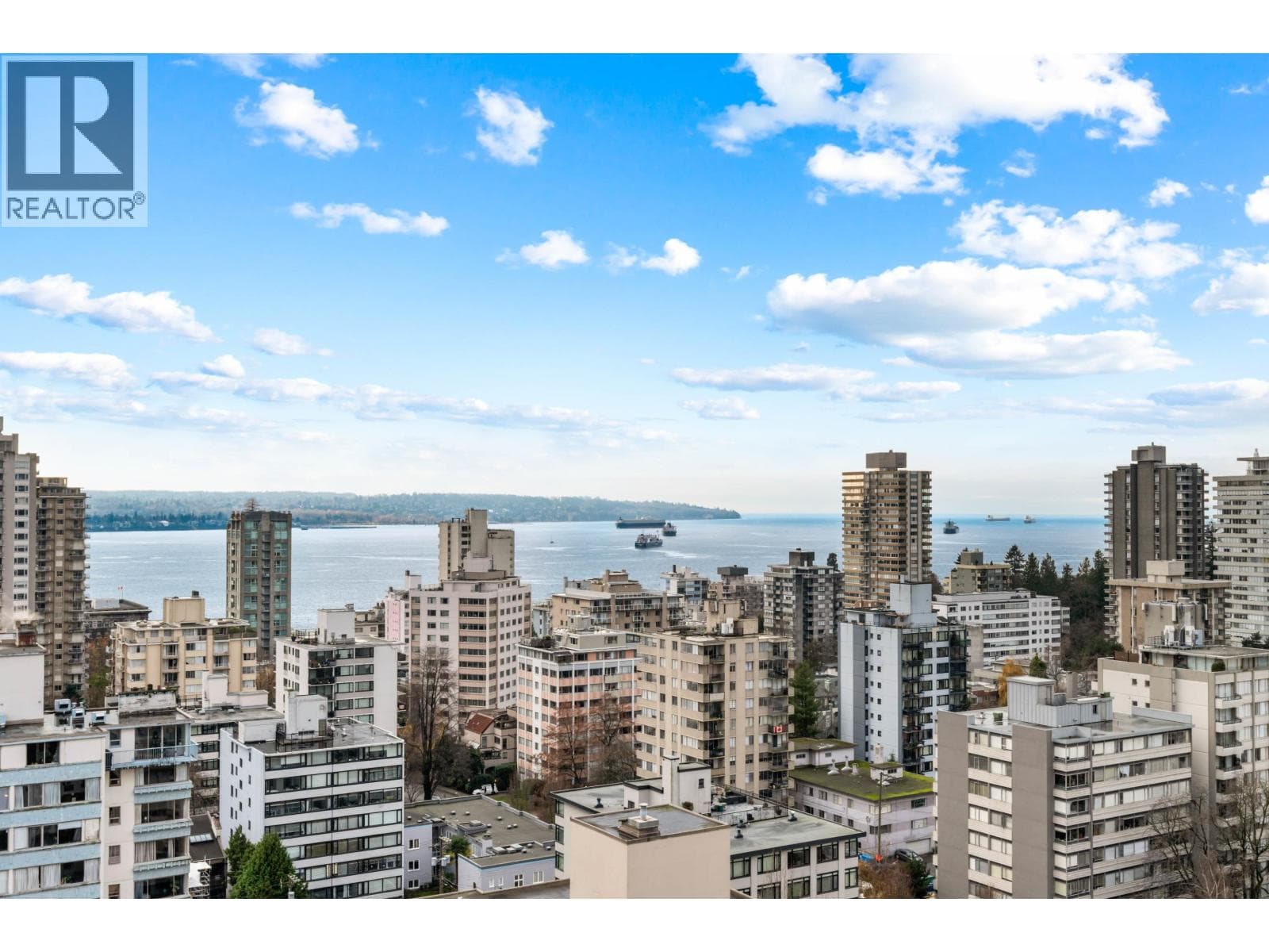 2004 1816 Haro Street, Vancouver: photo 1 of 28