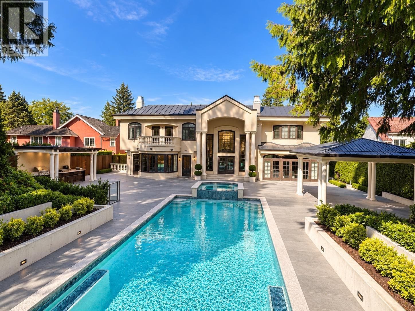 4728 Drummond Drive, Vancouver: photo 1 of 12