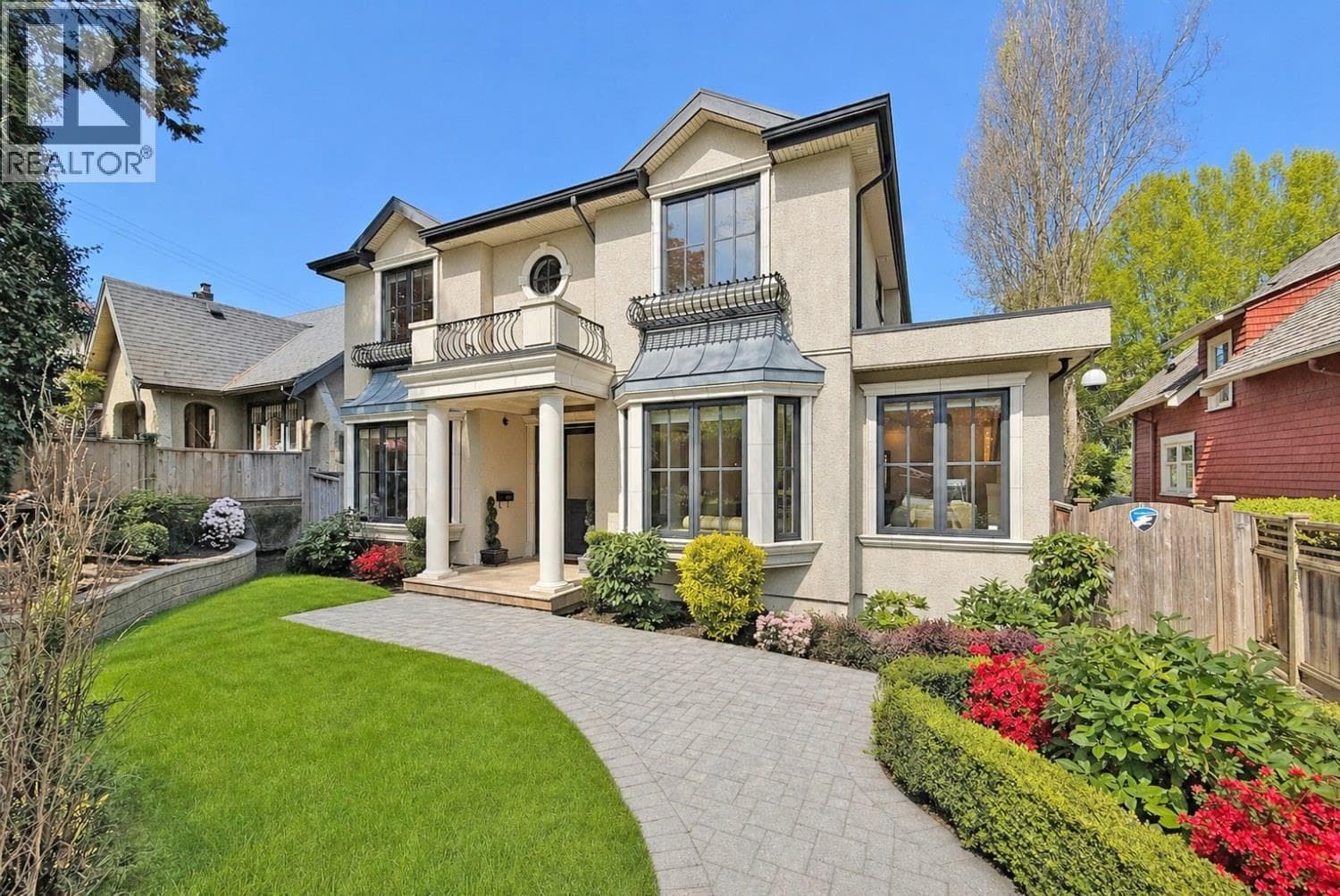 3749 W 11th Avenue, Vancouver: photo 1 of 31