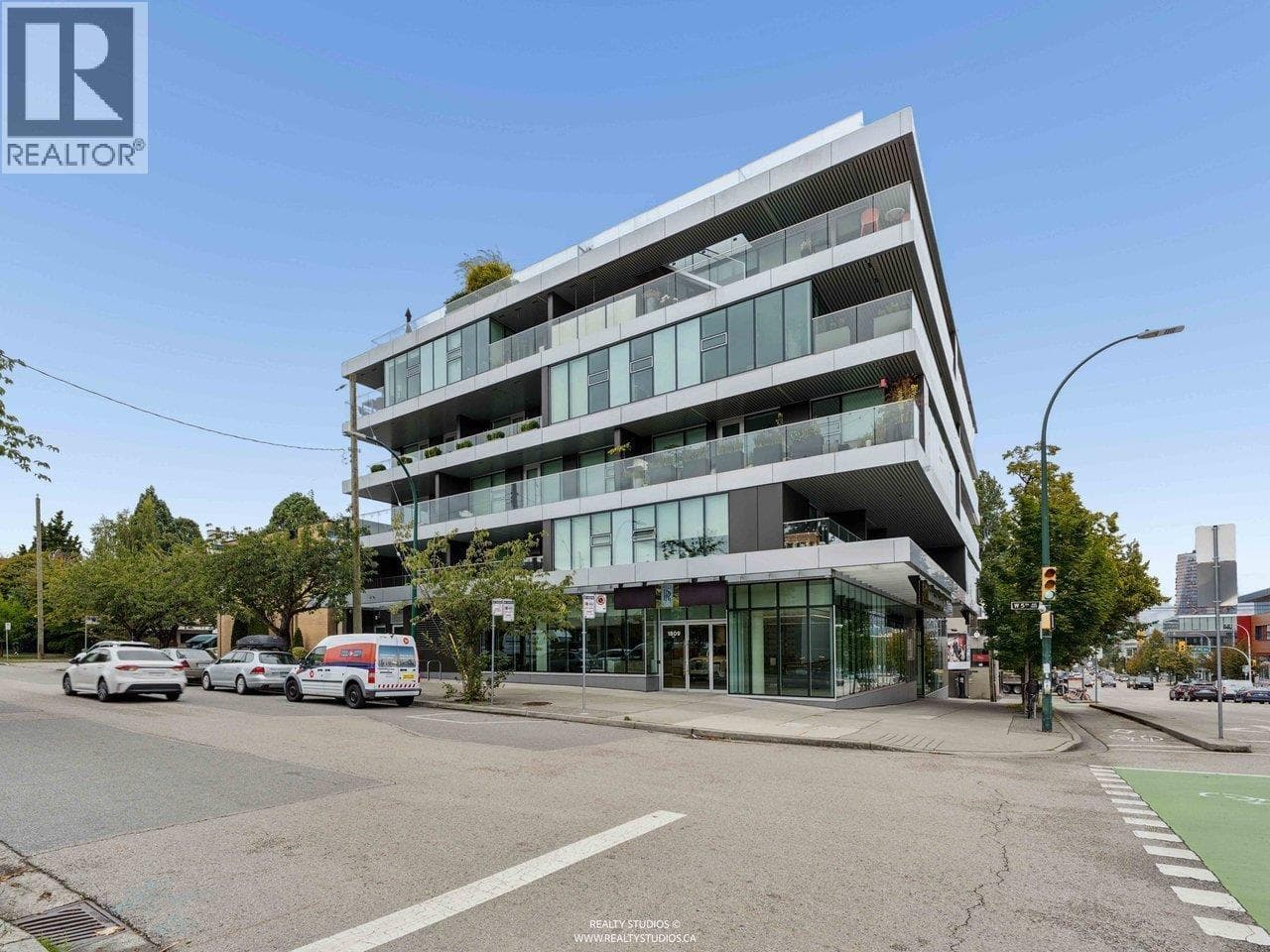 304 1819 W 5th Avenue, Vancouver: photo 1 of 26