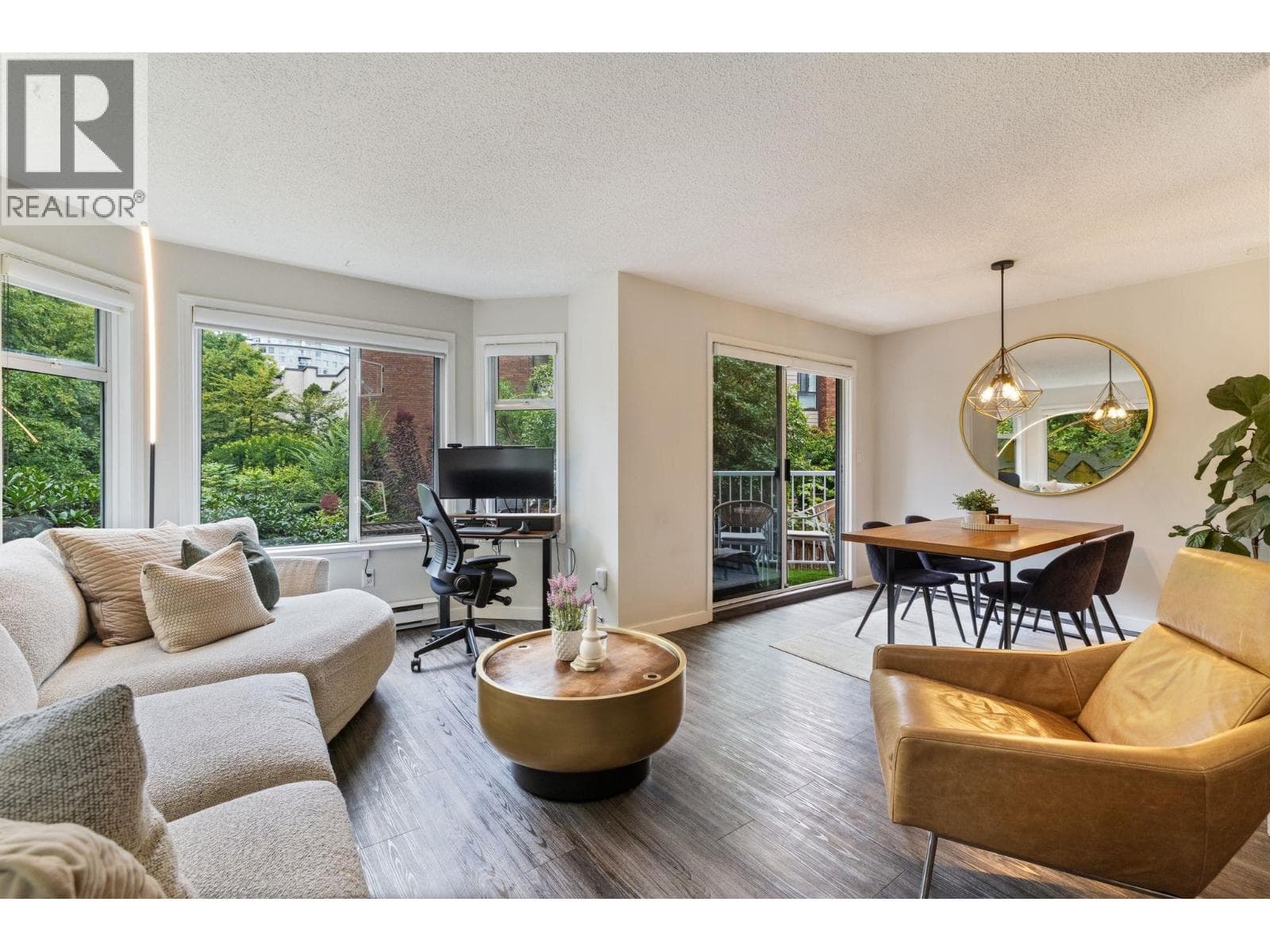 201 1147 Nelson Street, Vancouver: photo 1 of 34