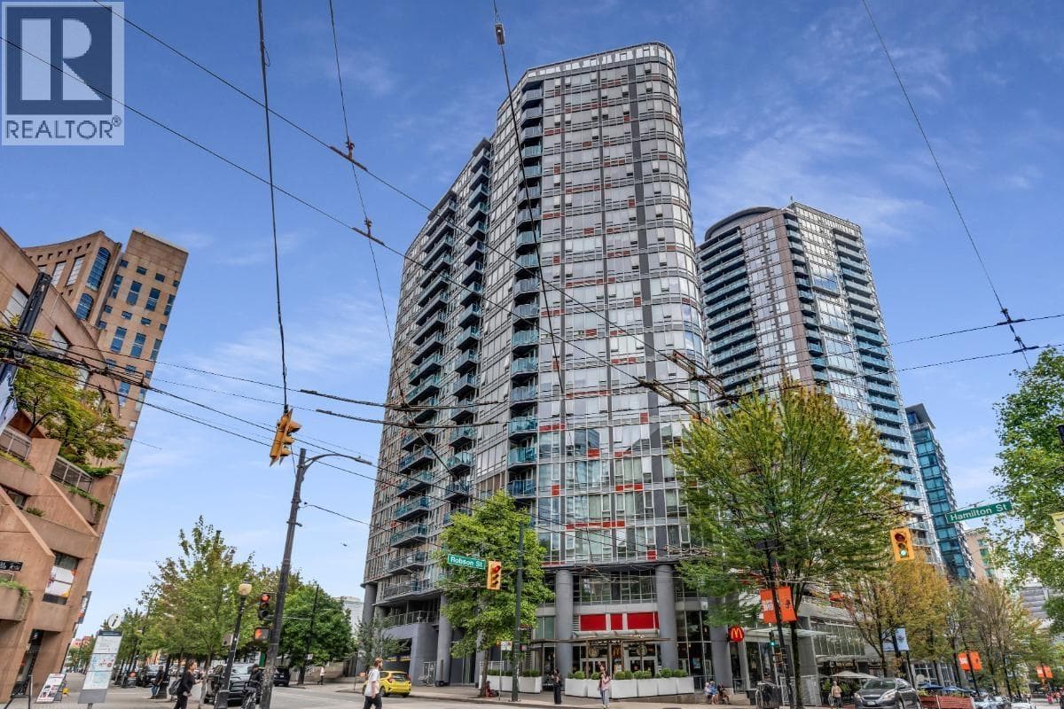 1805 788 Hamilton Street, Vancouver: photo 1 of 23
