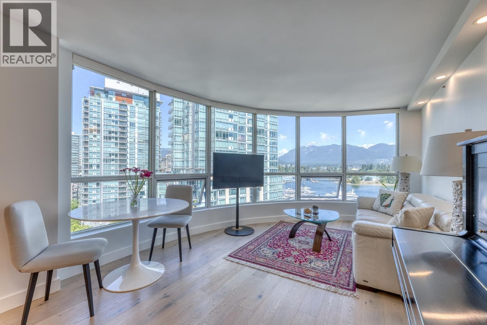 1001 588 Broughton Street, Vancouver: photo 1 of 30