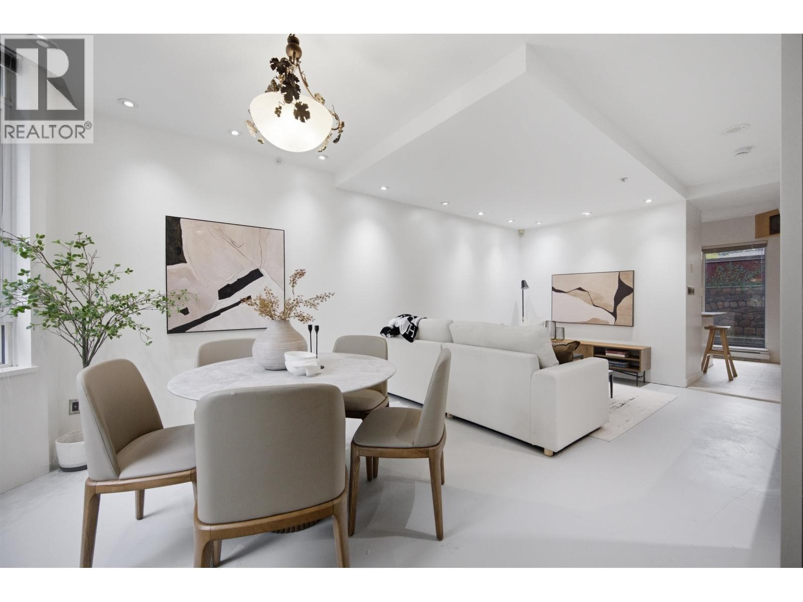 1182 Richards Street, Vancouver: photo 1 of 40