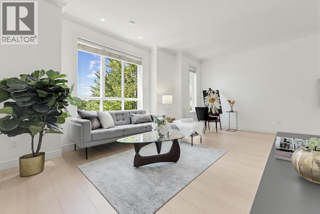 4 7140 Railway Avenue, Richmond: photo 1 of 35