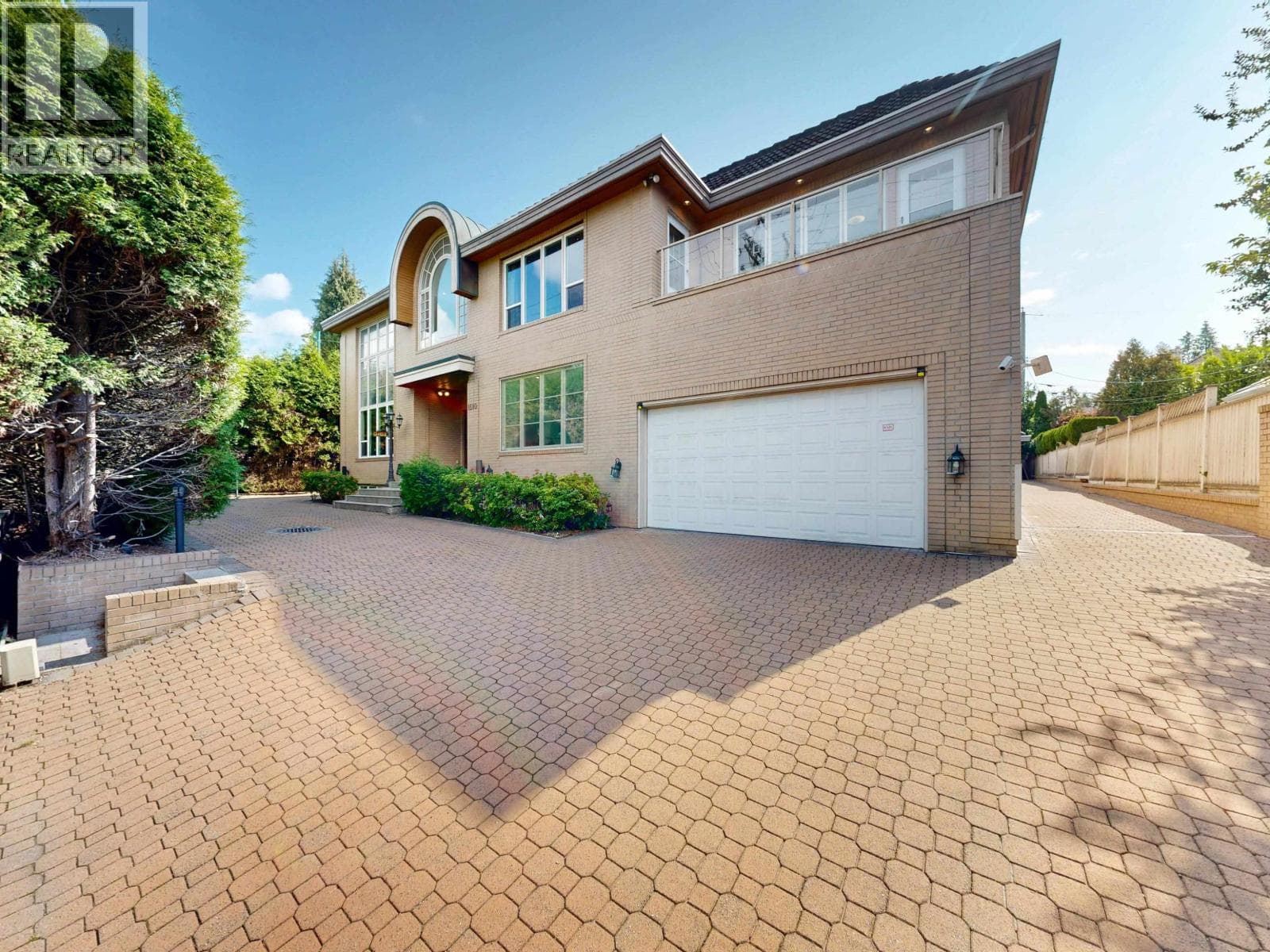 1510 W 33rd Avenue, Vancouver: photo 1 of 32