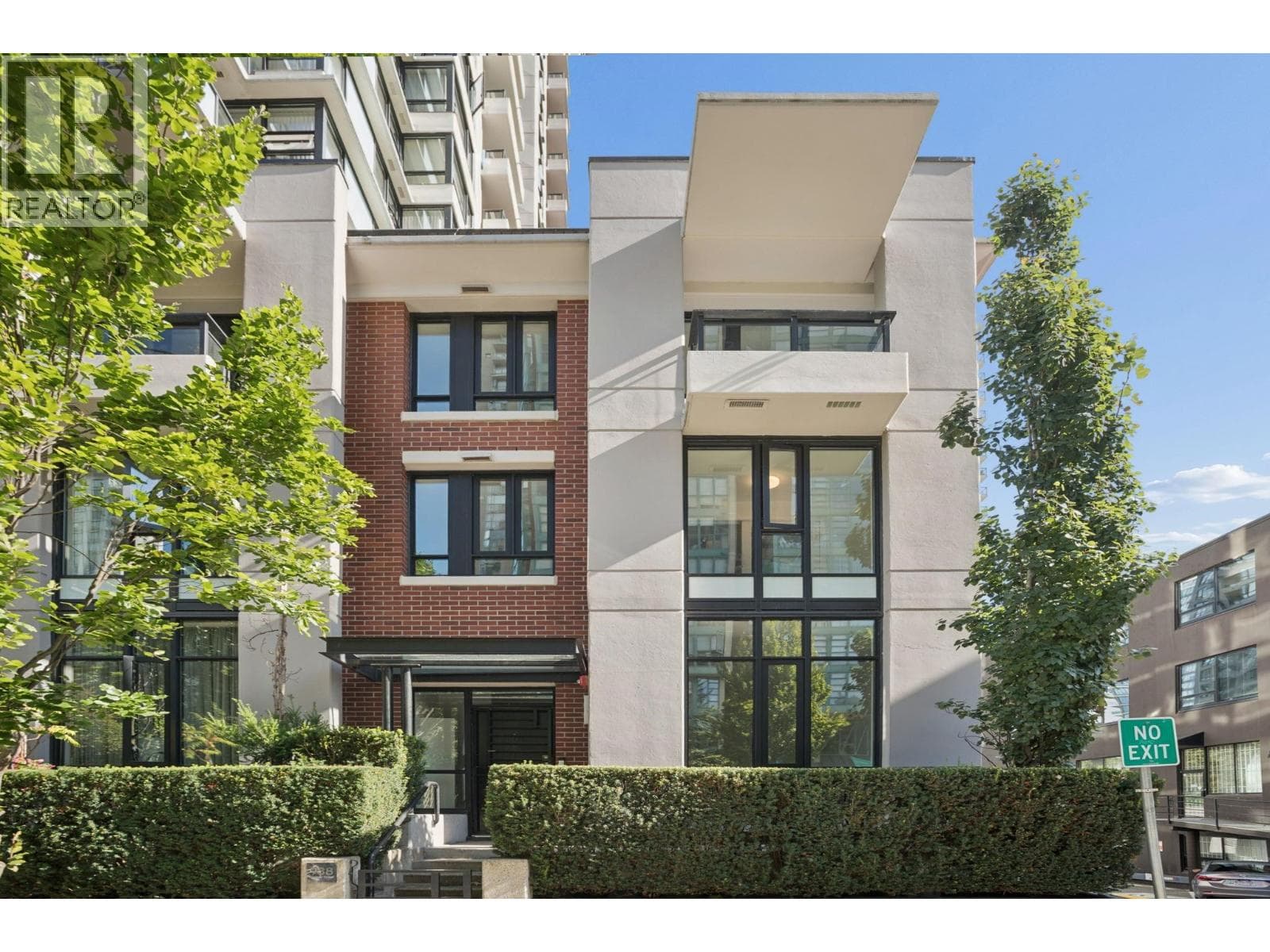 Th938 Homer Street, Vancouver: photo 1 of 24