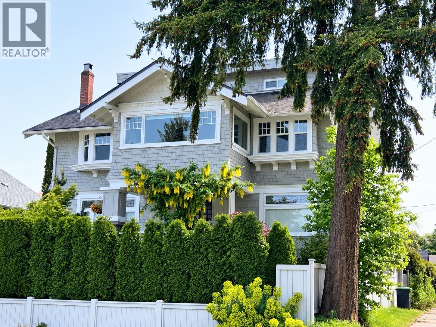 1714 Alma Street, Vancouver: photo 1 of 40