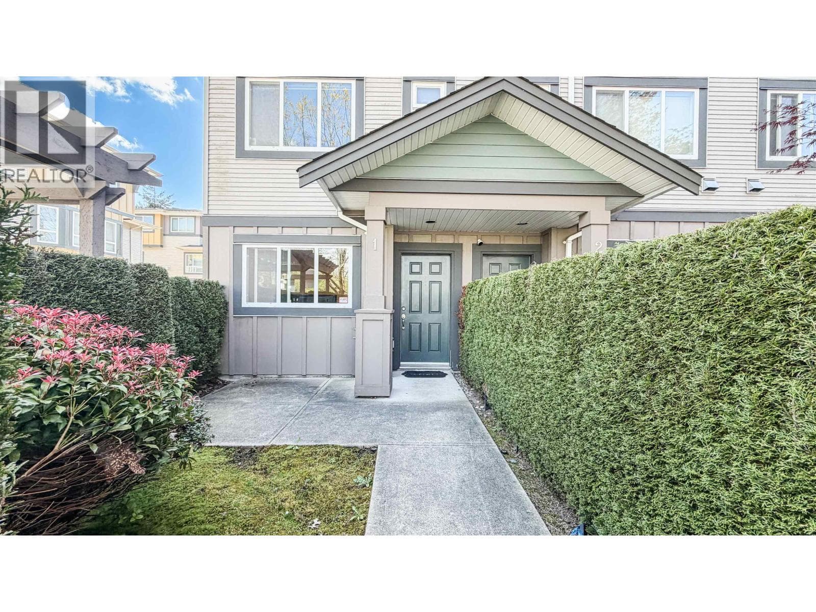 1 9420 Ferndale Road, Richmond: photo 1 of 22
