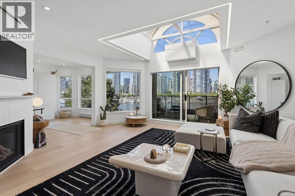 PH 409 - Ph 409 1859 Spyglass Place, Vancouver: photo 1 of 39