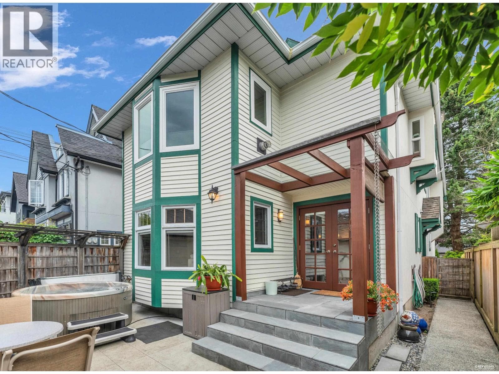 1823 Creelman Avenue, Vancouver: photo 1 of 18