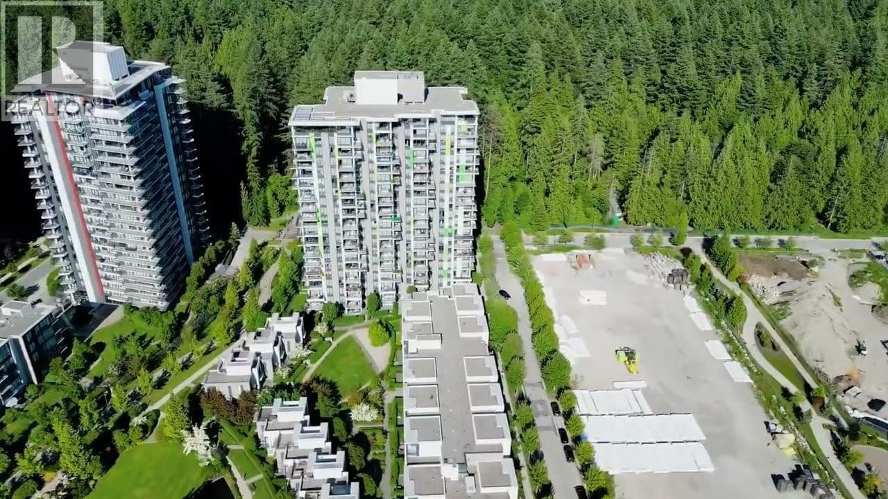 2005 3487 Binning Road, Vancouver: photo 1 of 36