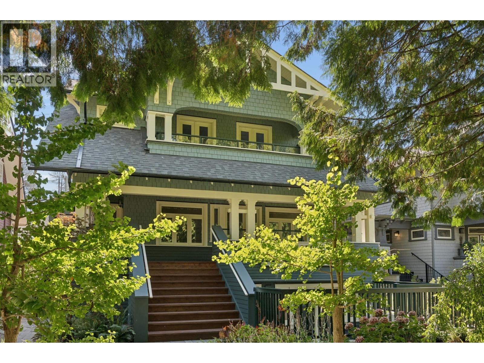 2012 W 15th Avenue, Vancouver: photo 1 of 39
