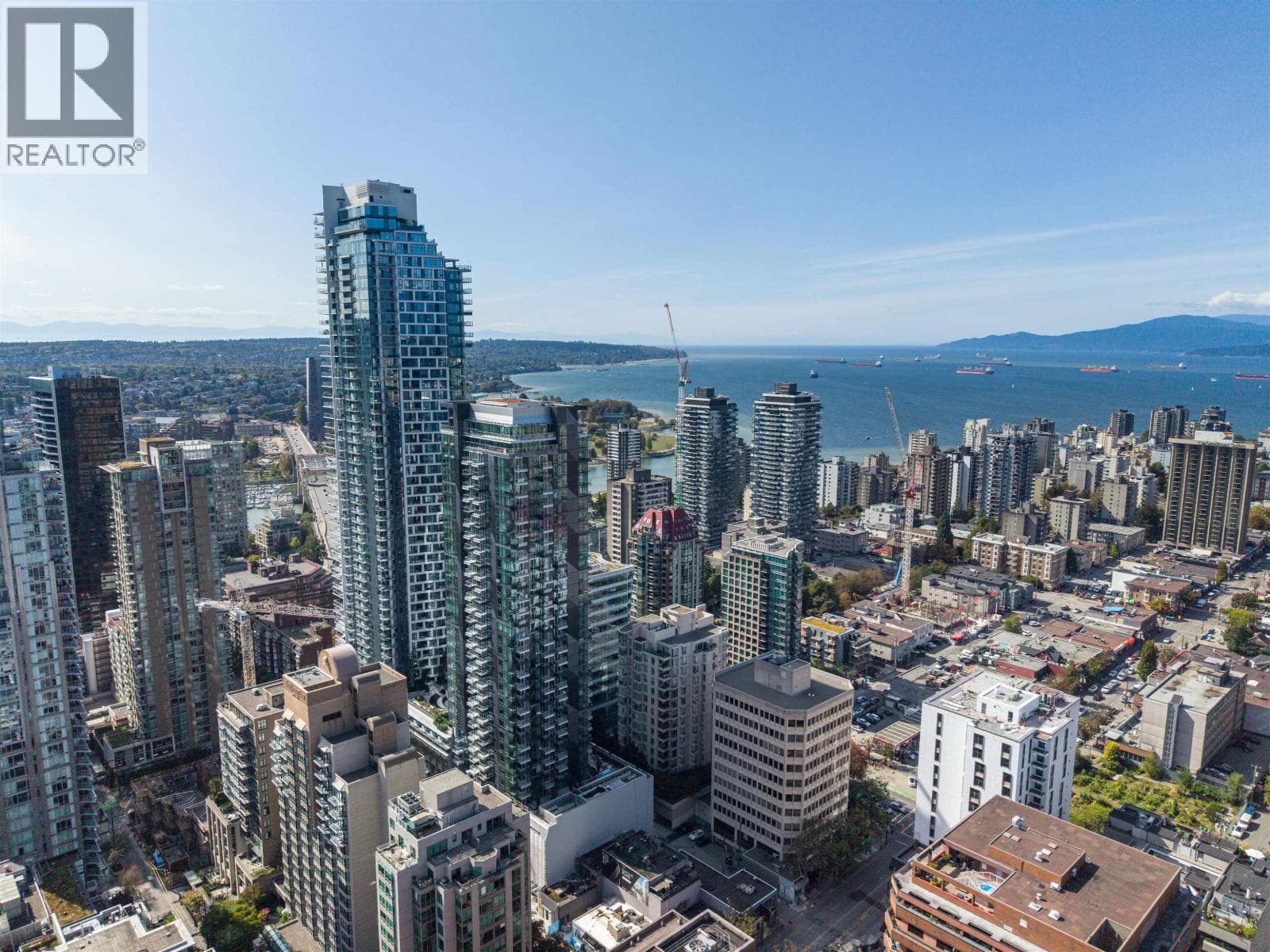 3403 1277 Hornby Street, Vancouver: photo 1 of 18