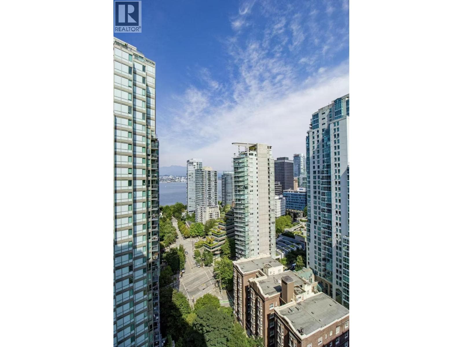 2509 1331 W Georgia Street, Vancouver: photo 1 of 13