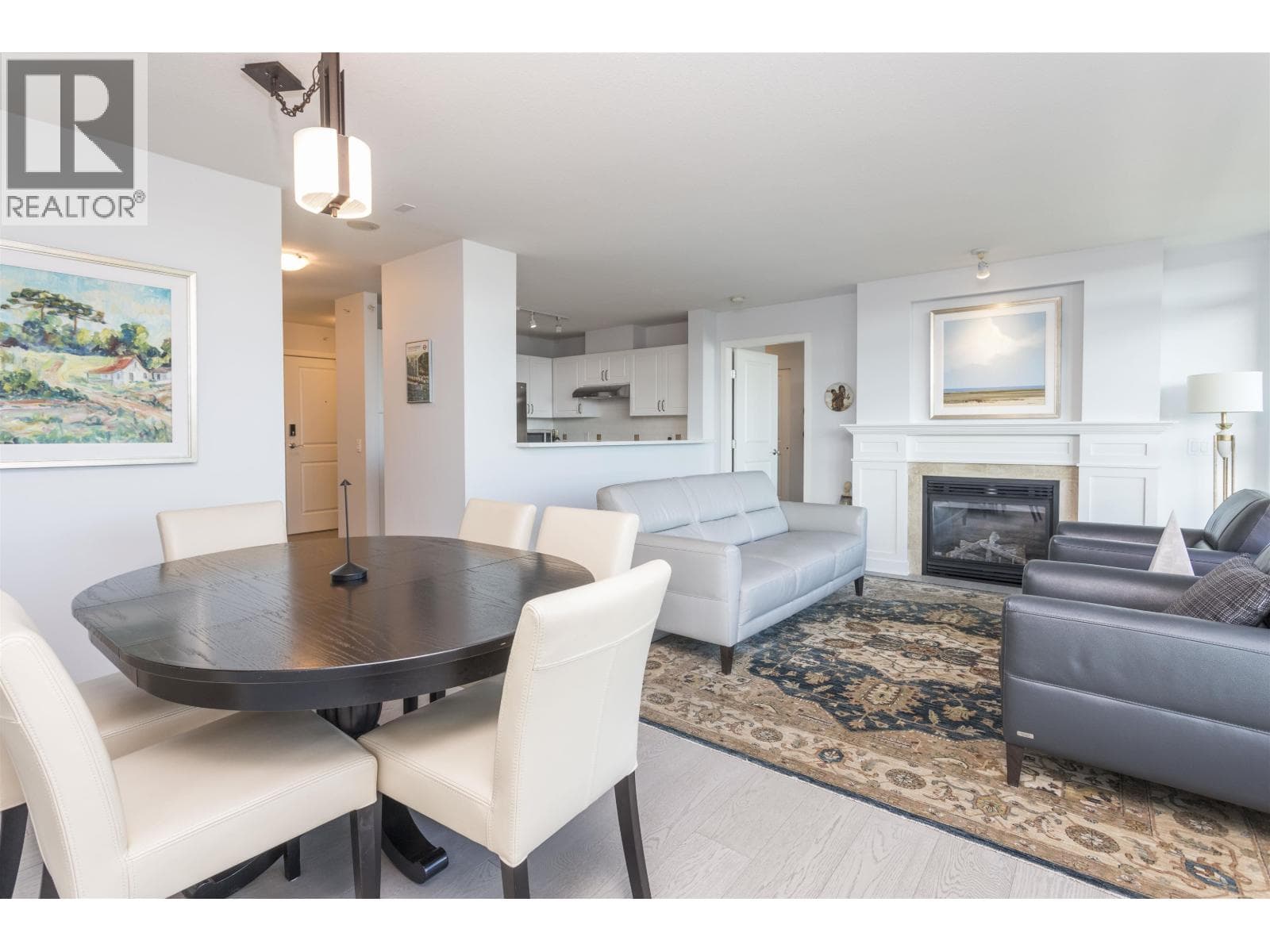 804 2799 Yew Street, Vancouver: photo 1 of 40