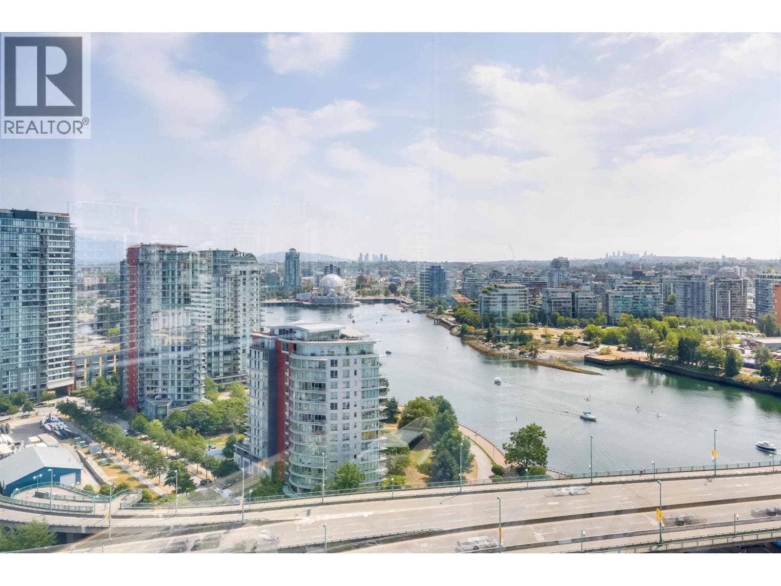 2802 1033 Marinaside Crescent, Vancouver: photo 1 of 28