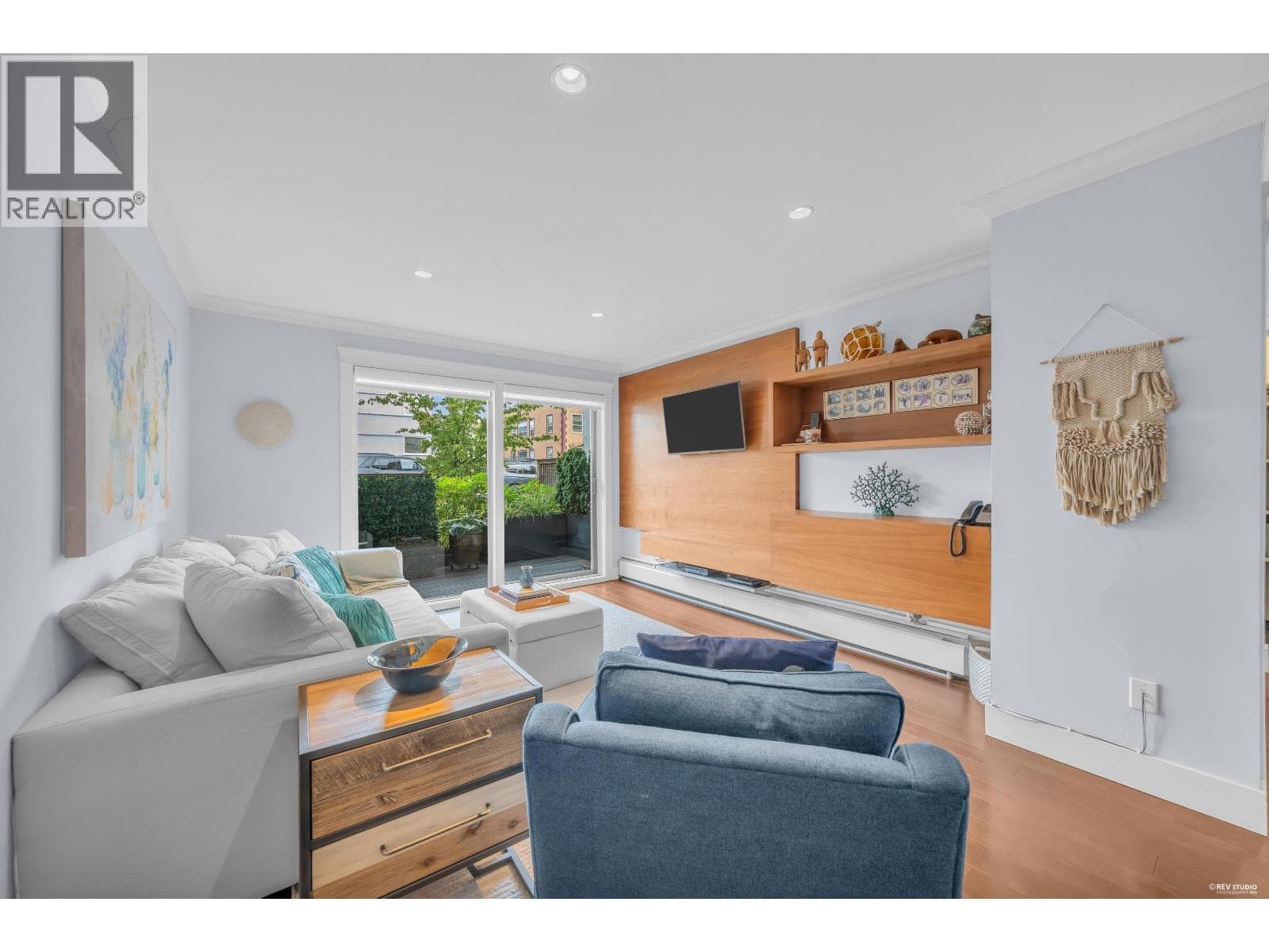 111 2040 Cornwall Avenue, Vancouver: photo 1 of 22