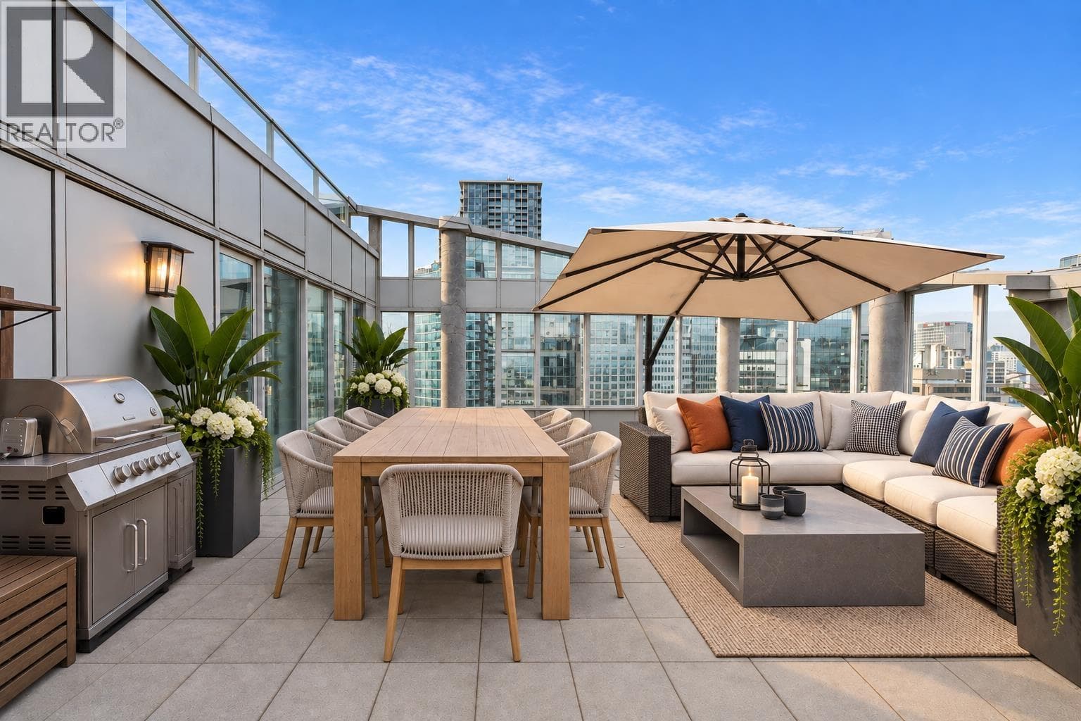 2508 788 Hamilton Street, Vancouver: photo 1 of 22