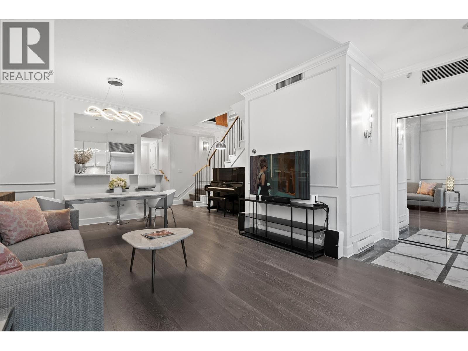 493 Broughton Street, Vancouver: photo 1 of 40