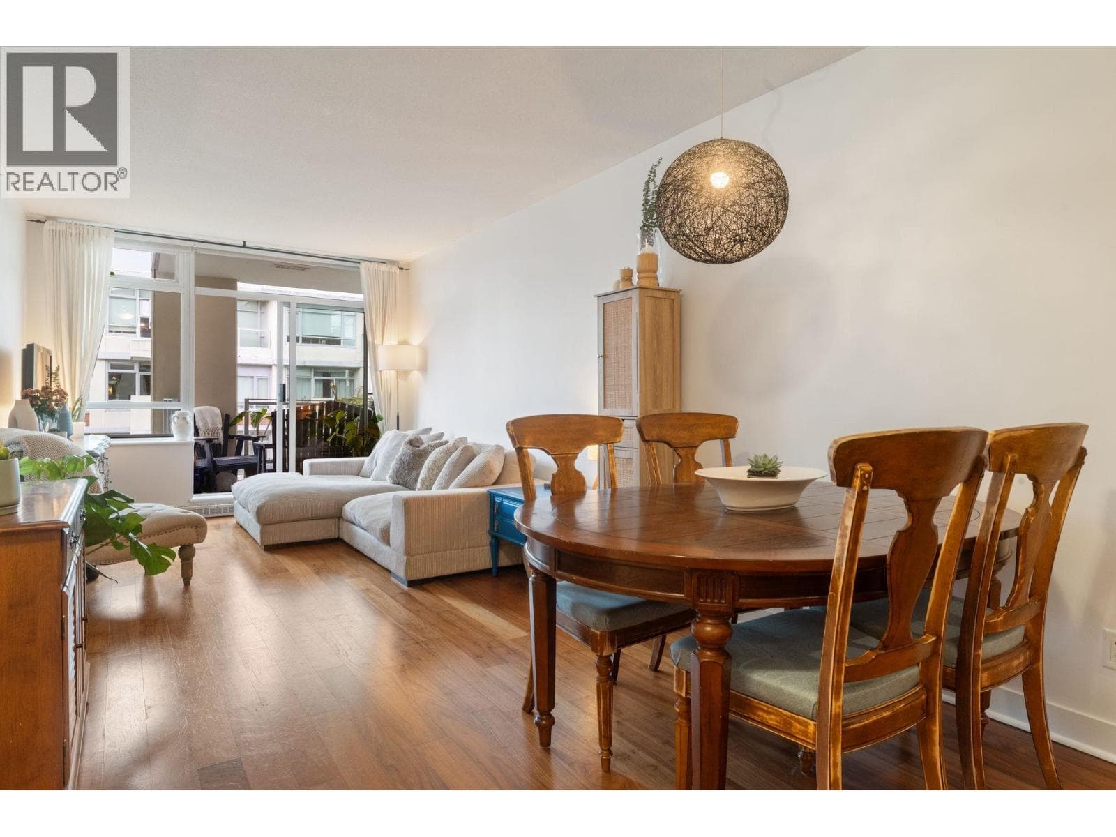 608 2228 W Broadway, Vancouver: photo 1 of 27