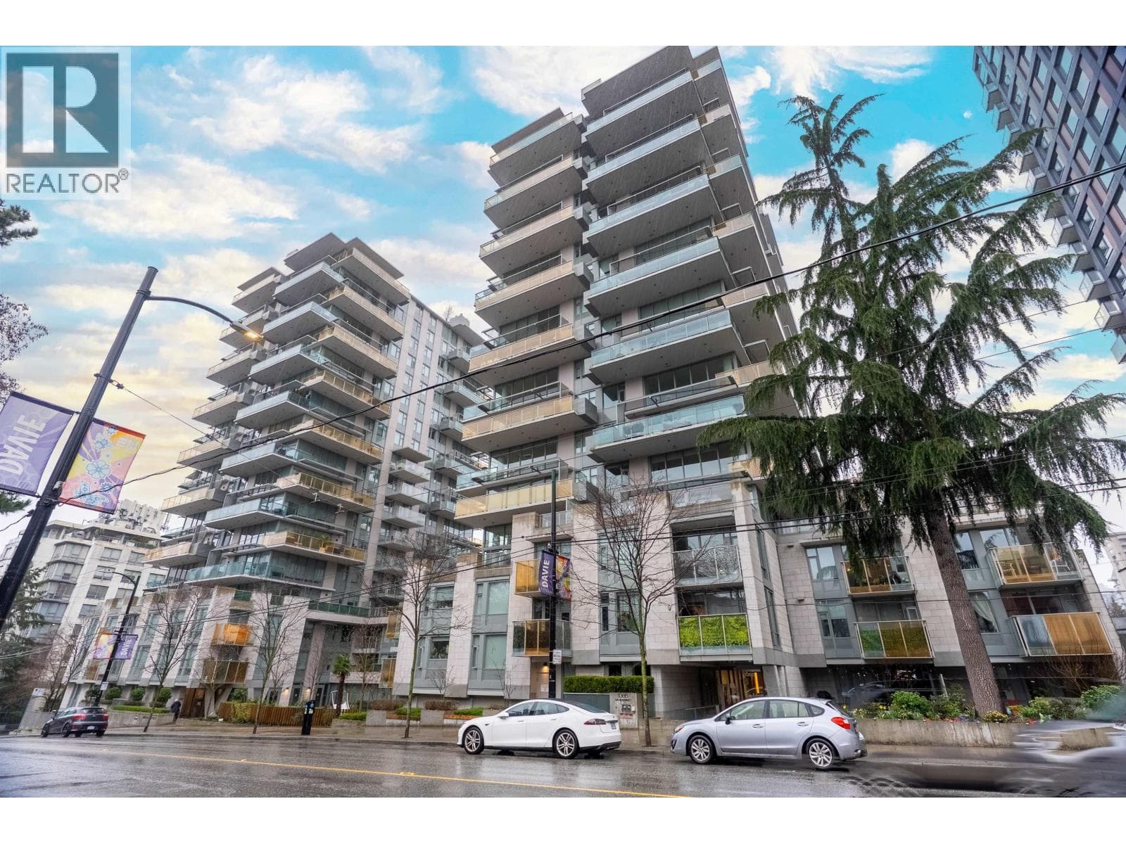 203 1365 Davie Street, Vancouver: photo 1 of 23