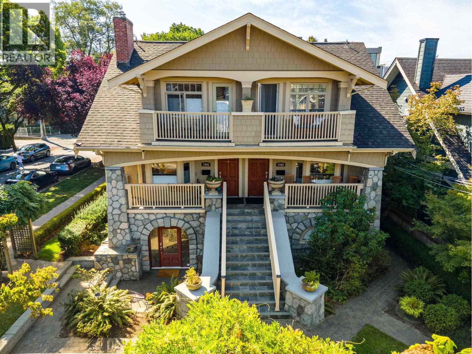 2425 Larch Street, Vancouver: photo 1 of 34