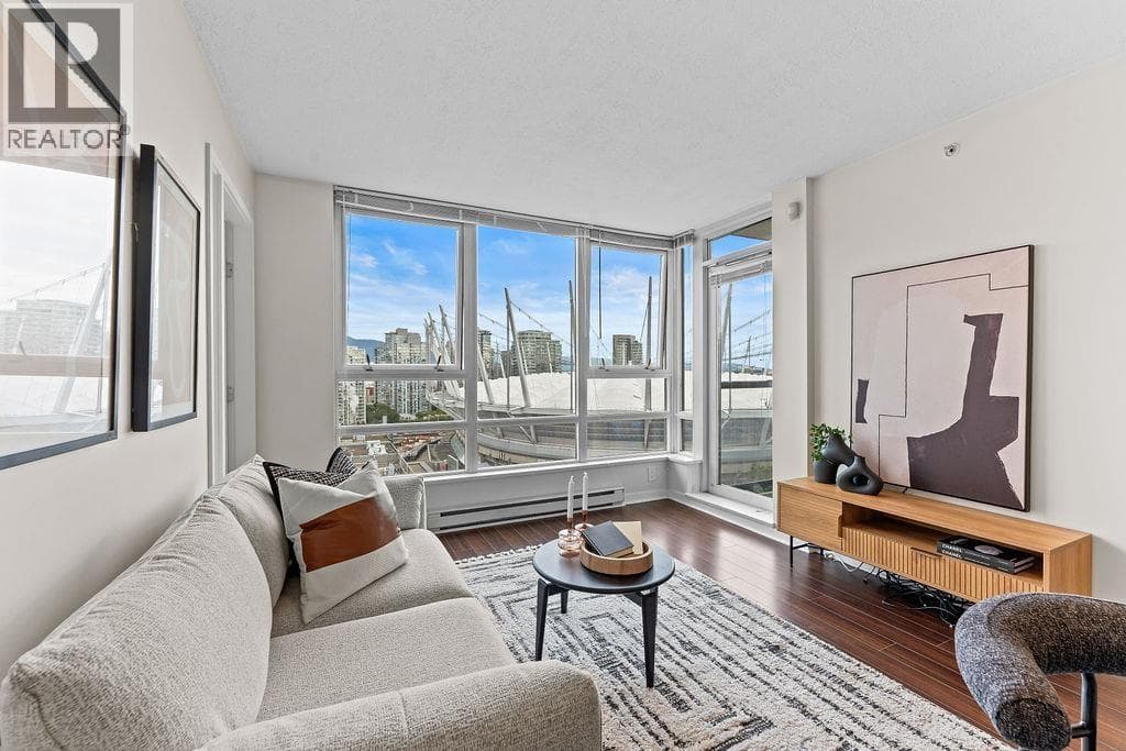2607 928 Beatty Street, Vancouver: photo 1 of 32