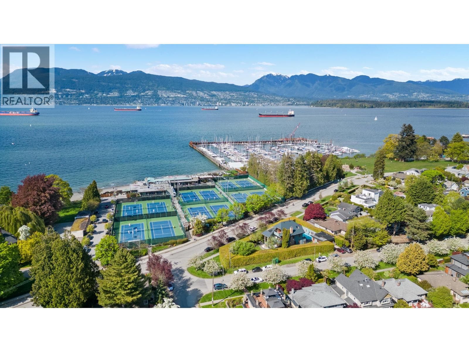 3850 Point Grey Road, Vancouver: photo 1 of 40