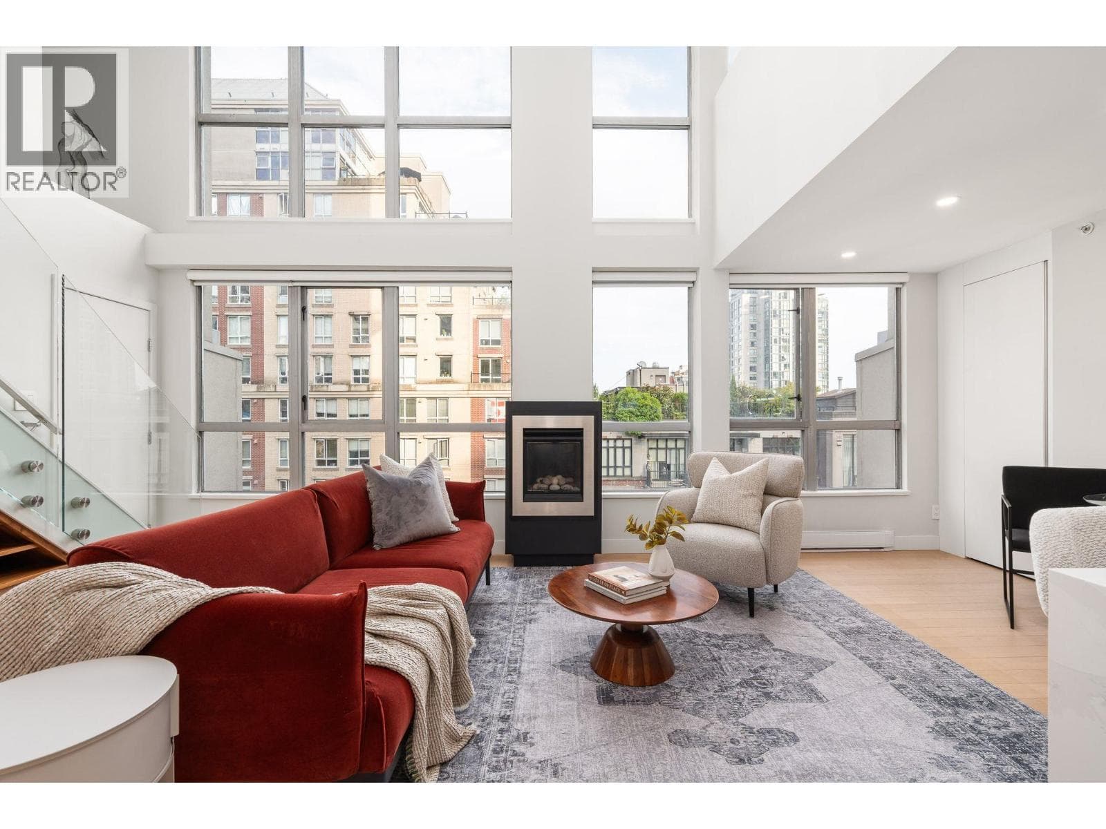 608 1238 Richards Street, Vancouver: photo 1 of 40