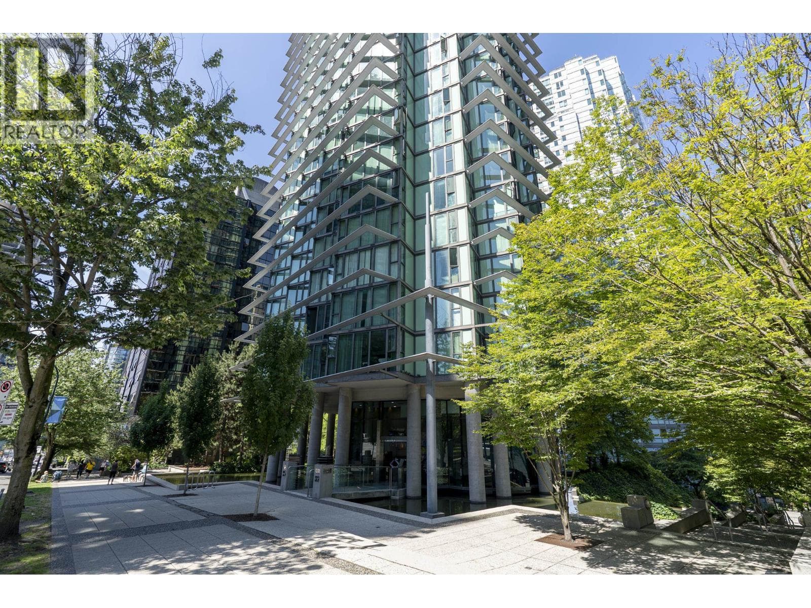 501 1331 W Georgia Street, Vancouver: photo 1 of 26