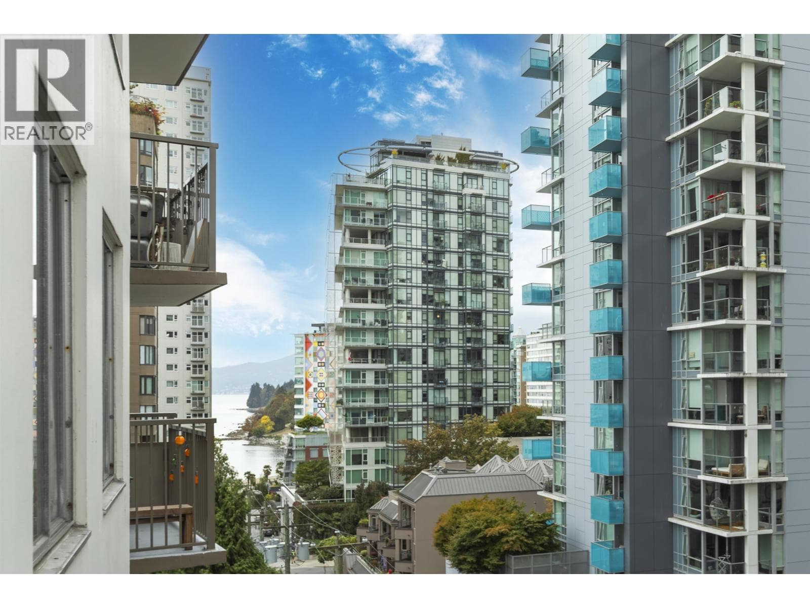 705 1251 Cardero Street, Vancouver: photo 1 of 13