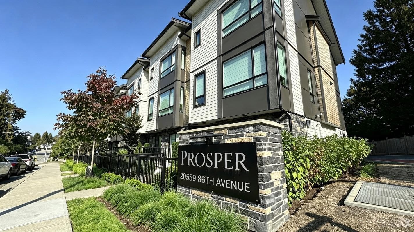 12 20559 86 Avenue, Langley: photo 1 of 17