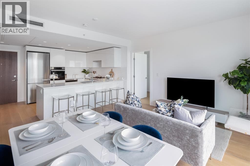 605 5788 Gilbert Road, Richmond: photo 1 of 23