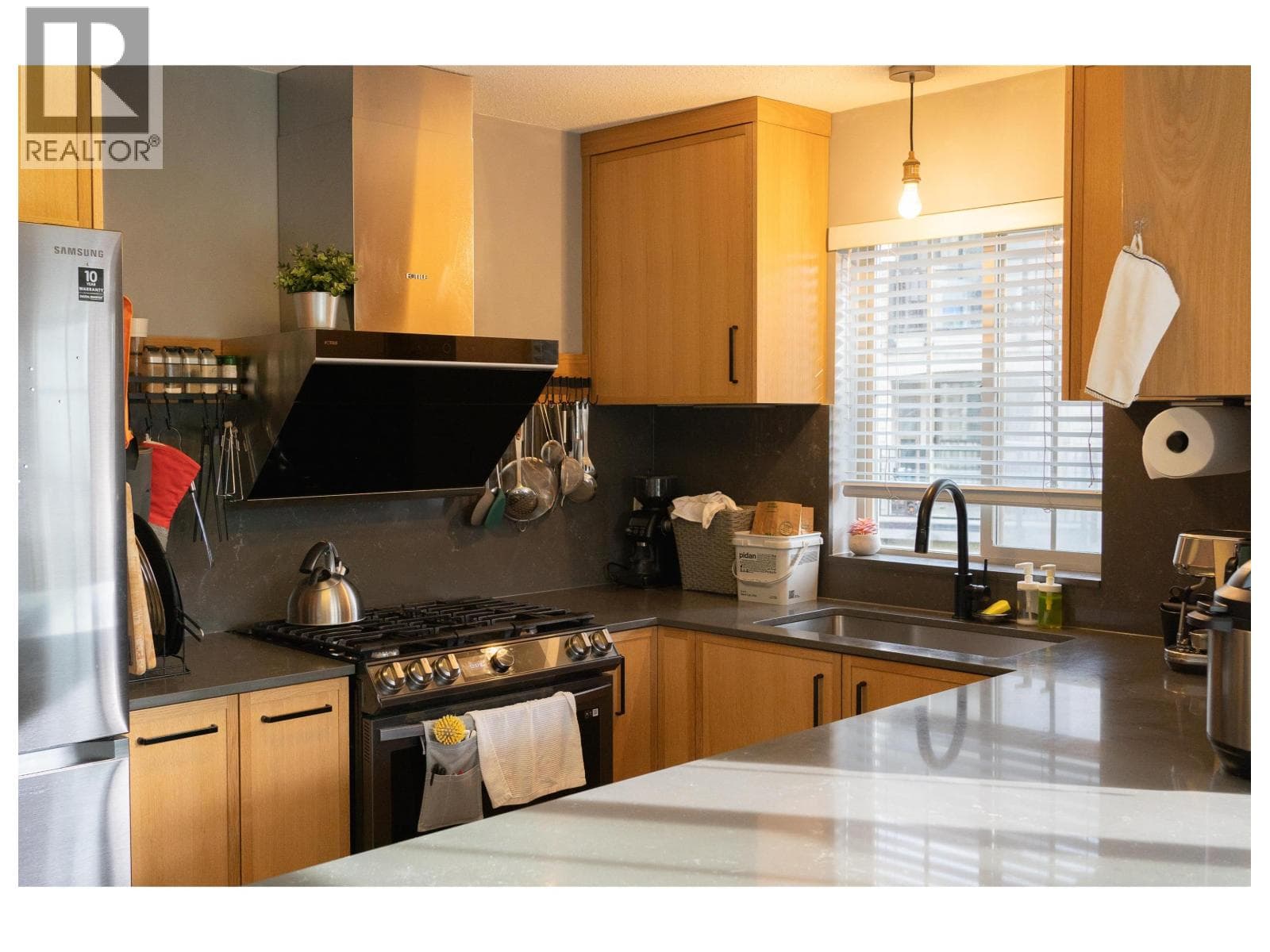 210 2958 Silver Springs Boulevard, Coquitlam: photo 1 of 30