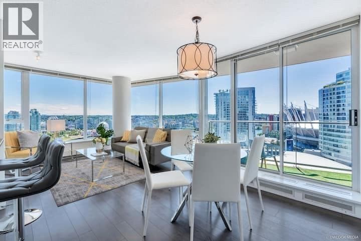 2705 689 Abbott Street, Vancouver: photo 1 of 11