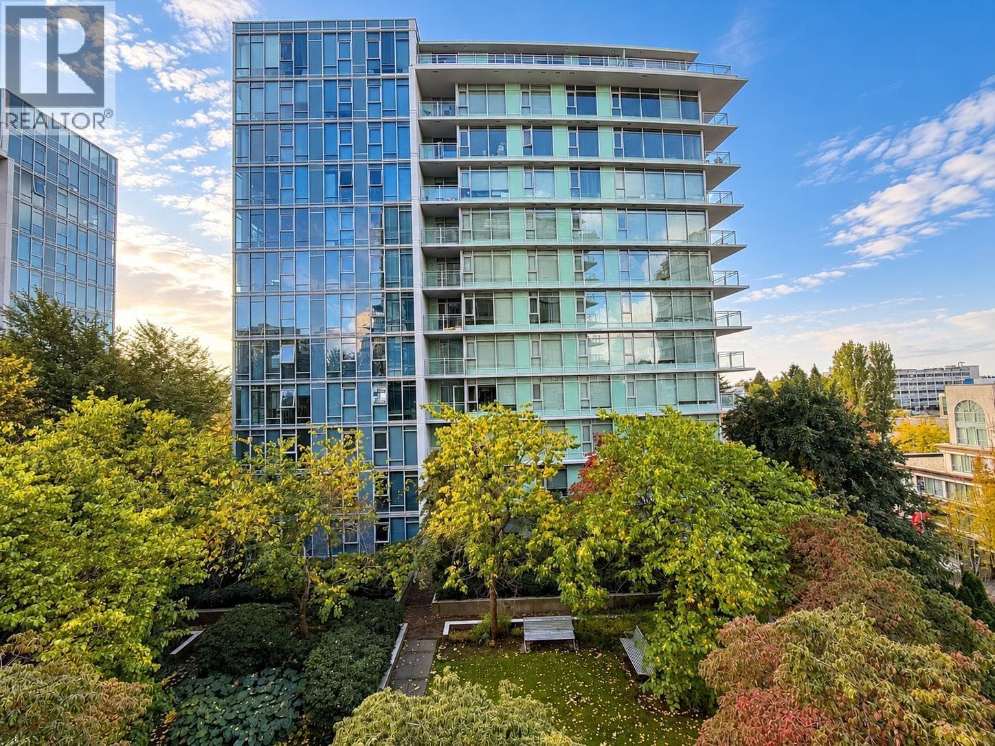 807 5900 Alderbridge Way, Richmond: photo 1 of 1