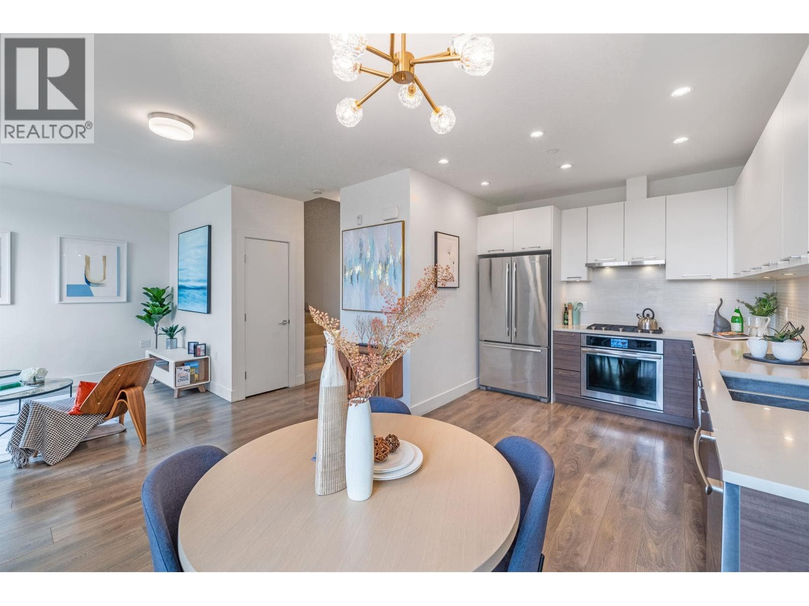 1 8599 River District Crossing, Vancouver: photo 1 of 28