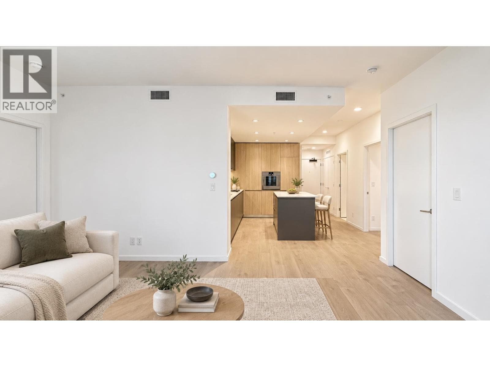 744 6500 Minoru Boulevard, Richmond: photo 1 of 20