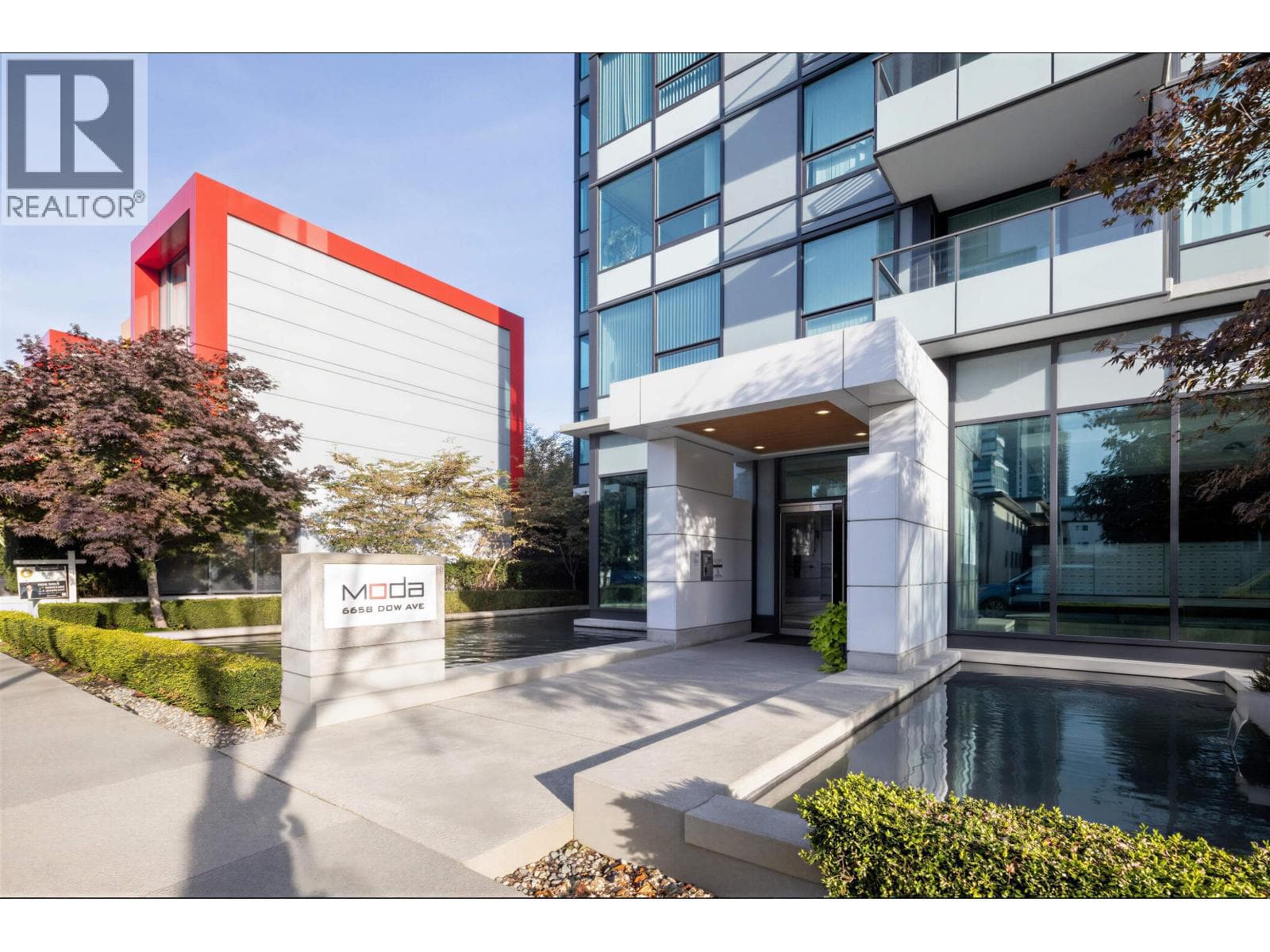 2008 6658 Dow Avenue, Burnaby: photo 1 of 16