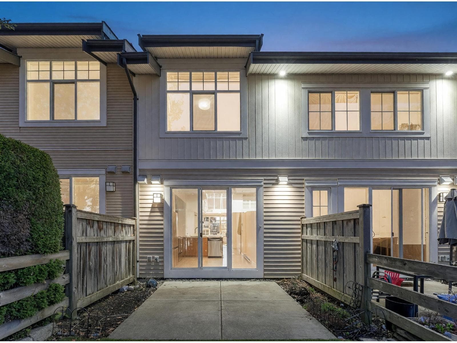 224 2450 161a Street Street, Surrey: photo 1 of 24