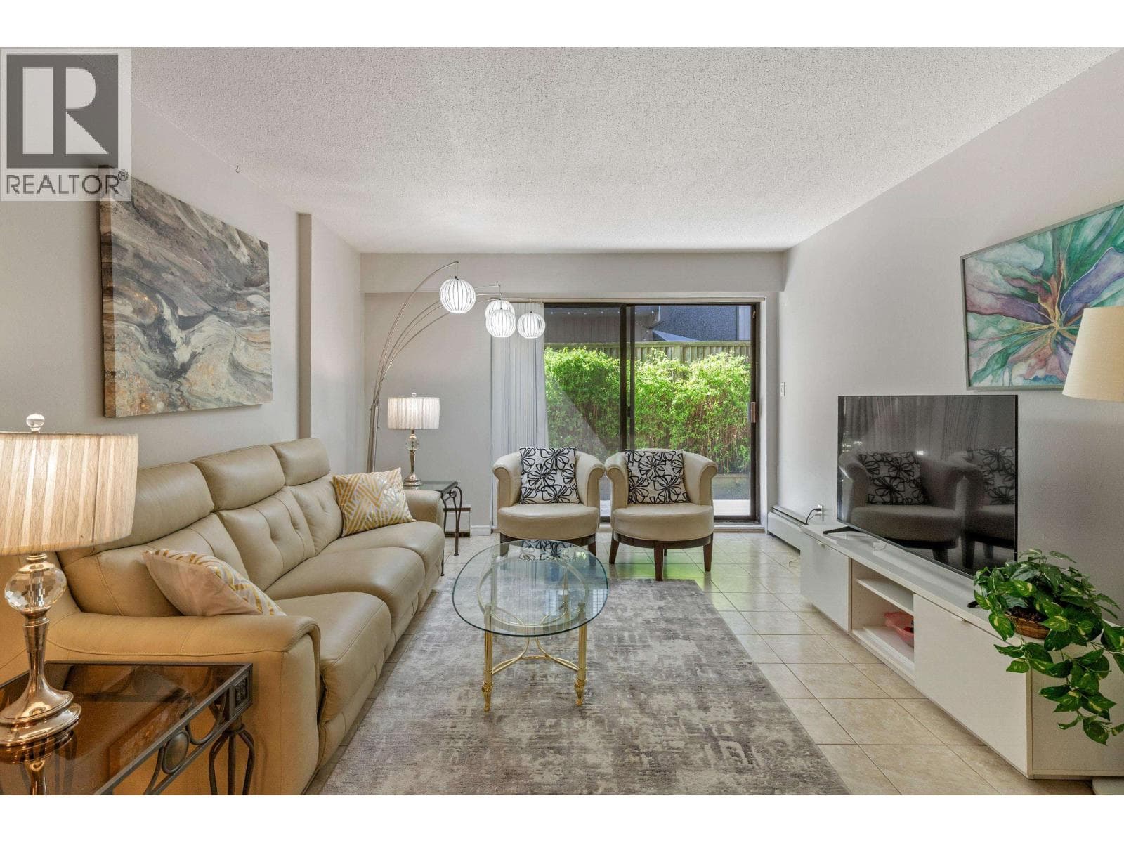 103 2040 Cornwall Avenue, Vancouver: photo 1 of 9