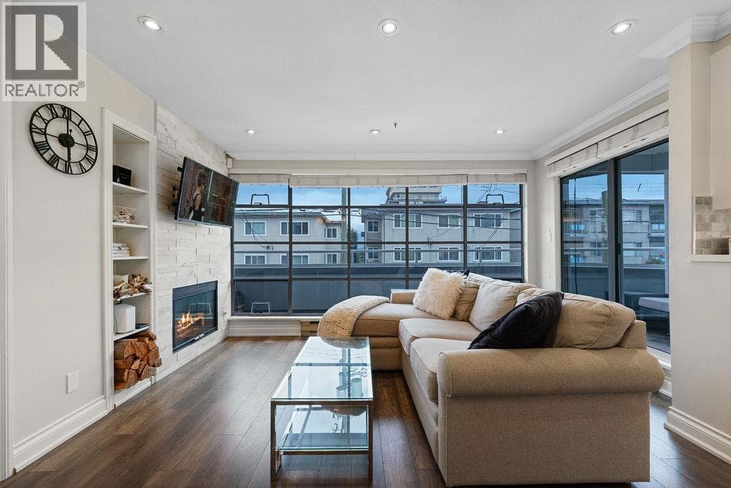 203 2287 W 3rd Avenue, Vancouver: photo 1 of 33