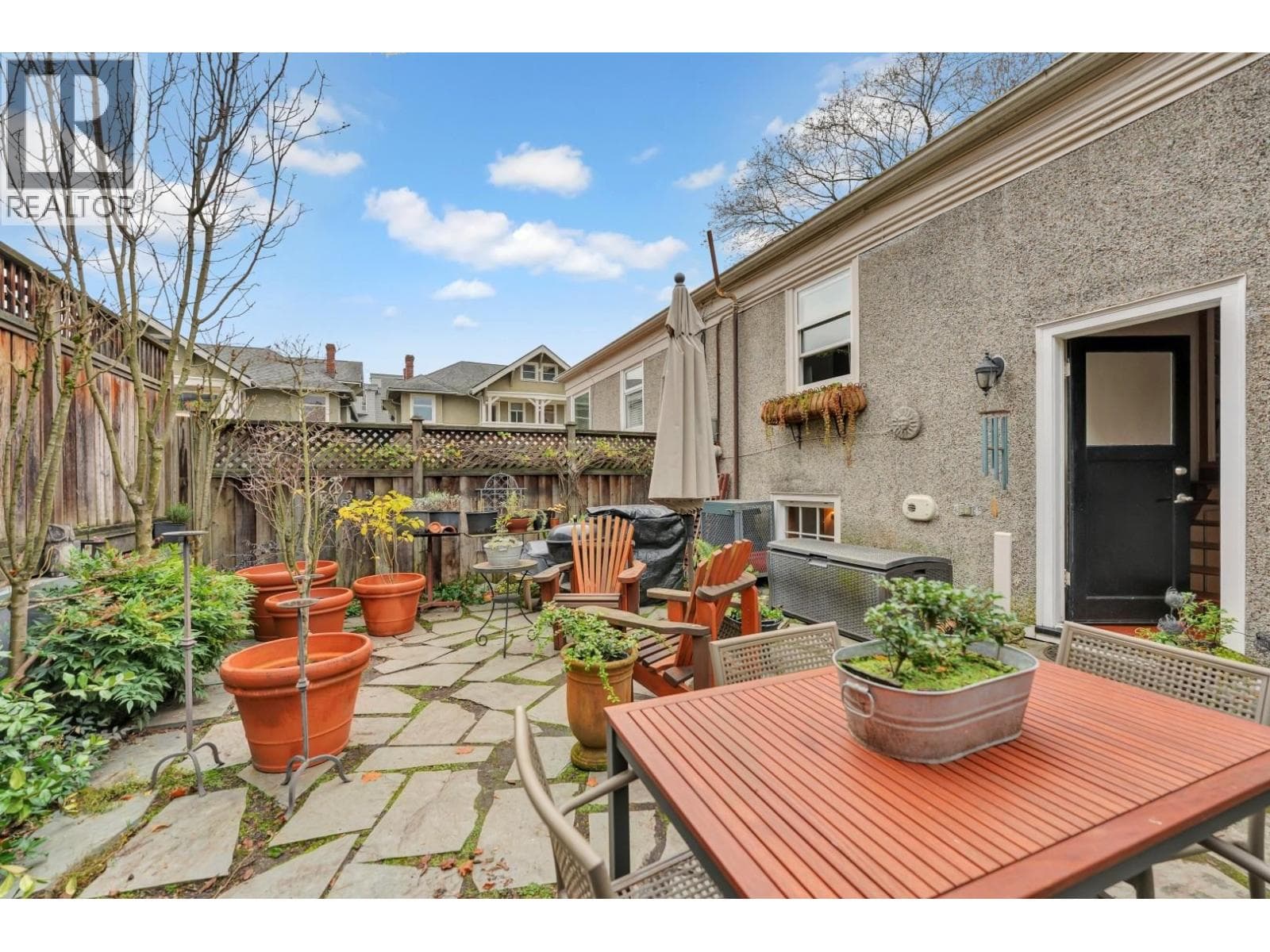 2303 W 3rd Avenue, Vancouver: photo 1 of 24