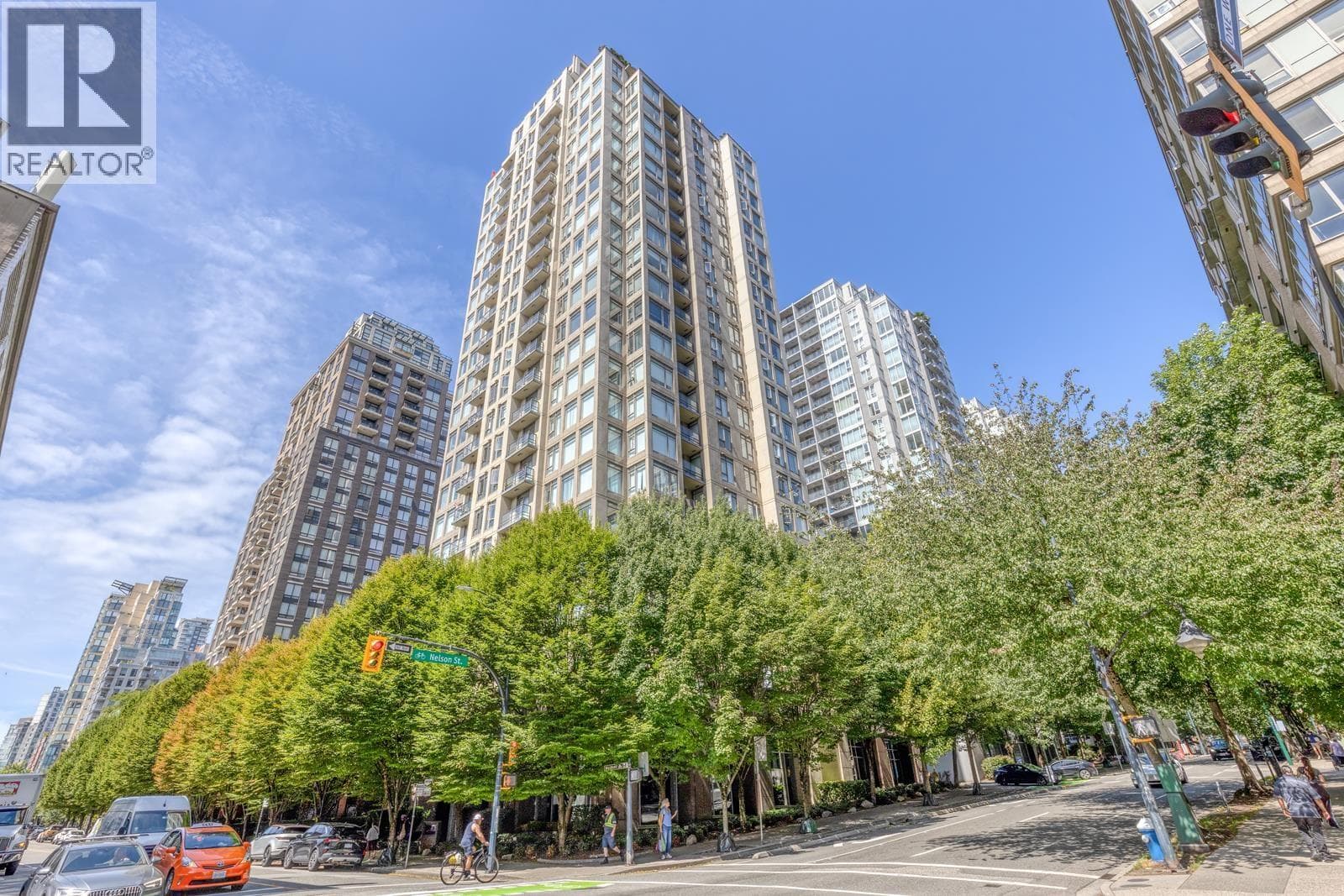 1408 1001 Homer Street, Vancouver: photo 1 of 24