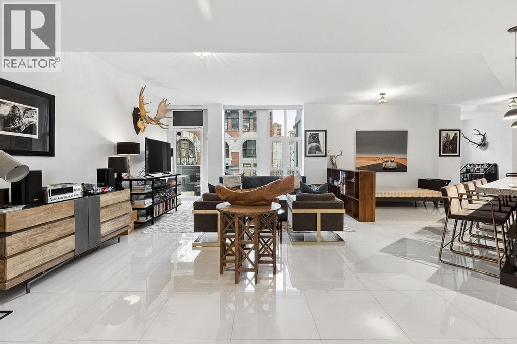 304 1102 Hornby Street, Vancouver: photo 1 of 35